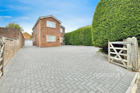 York Way, Sandhurst, Berkshire 4 bed detached house for sale