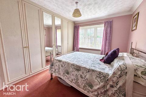 Morley Way, March 3 bed detached bungalow for sale