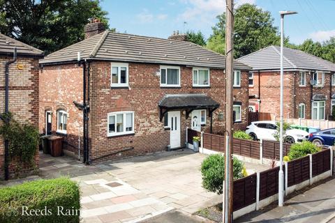 Pytha Fold Road, Greater Manchester M20 3 bed semi