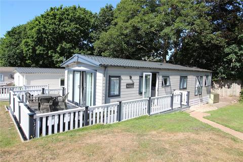 Seabreeze, Shorefield, Near Milford... 2 bed park home for sale
