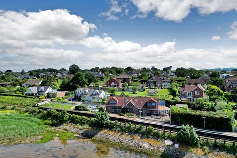 River Front, Exton, Exeter, Devon, EX3 5 bed detached house for sale