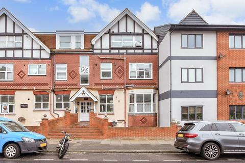 Highcliffe Hall, Margate CT9 2 bed flat for sale