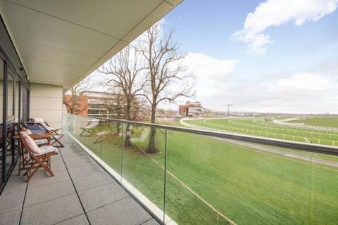 Newbury,  Berkshire,  RG14 2 bed flat for sale