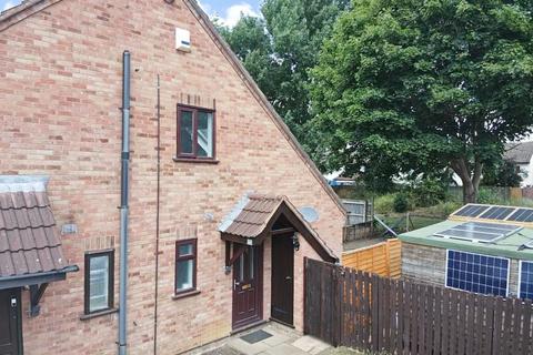 Donnington, Bradville, Milton Keynes 1 bed terraced house for sale