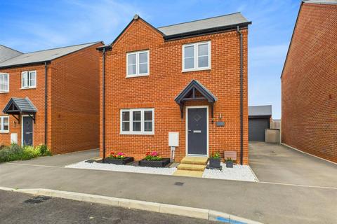Ironbridge Road, Twigworth, Gloucester 4 bed detached house for sale