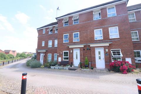 Butler Best Way, Kidderminster, DY10 3 bed terraced house for sale