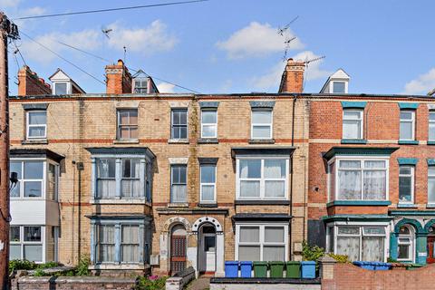 WINDSOR CRESCENT, BRIDLINGTON YO15 1 bed flat for sale