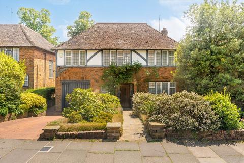 Edmunds Walk, London N2 5 bed detached house for sale