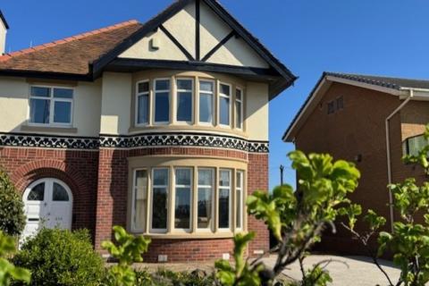 Queens Promenade, Bispham FY2 5 bed detached house for sale