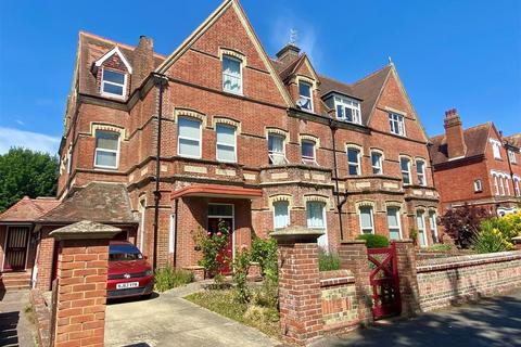 Grassington Road, Eastbourne 1 bed flat for sale