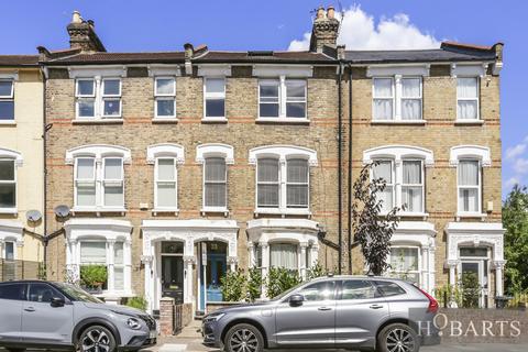 Connaught Road, London N4 2 bed flat for sale