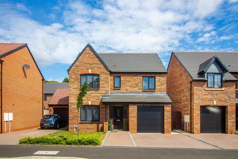 Musselburgh Circle, Cramlington, NE23 4 bed detached house for sale