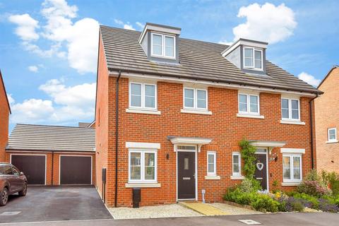Longacres Way, Chichester, West Sussex 3 bed semi