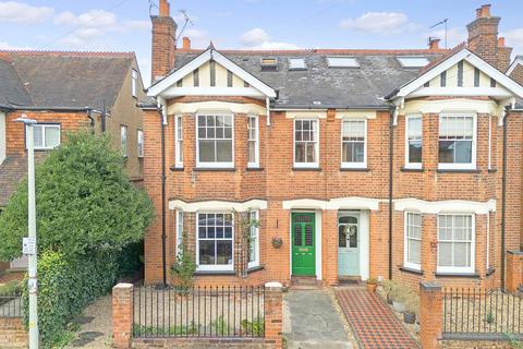 BRAEMAR AVENUE, CHELMSFORD, CM2 5 bed character property for sale