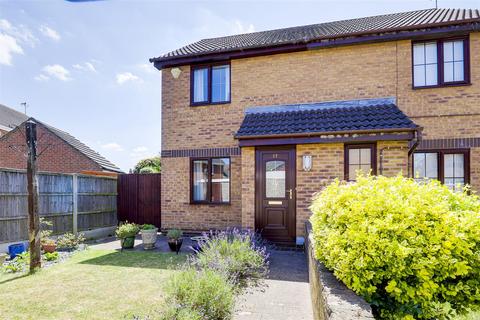 Darwin Road, Long Eaton NG10 2 bed semi