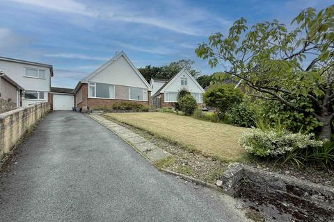 Cedar Close, Gowerton, Swansea, SA4 3AR 2 bed detached bungalow for sale