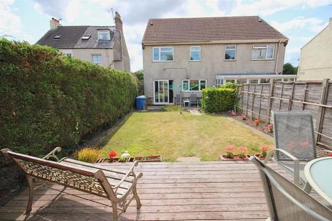 Mereside, Hornsea 3 bed semi