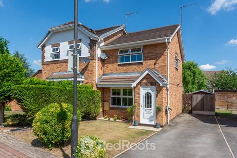 2 bedroom semi-detached house for sale