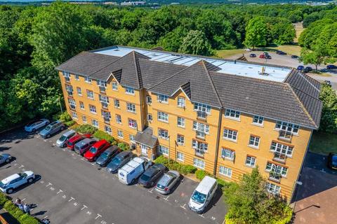 Saxon House, Aylward Drive, Stevenage 2 bed apartment for sale