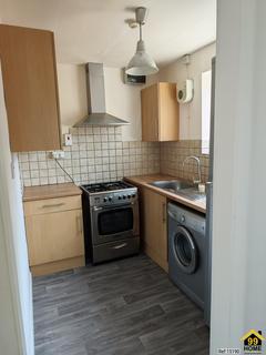 United Kingdom, Luton, Bedfordshire, LU3 1 bed flat for sale