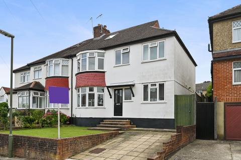5 bedroom semi-detached house for sale