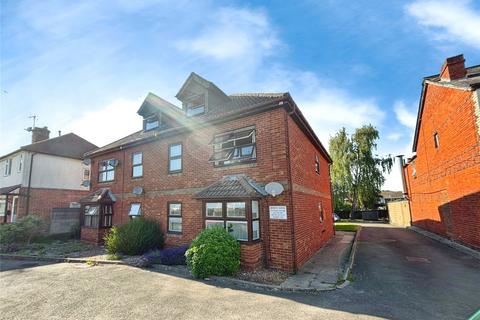 Whitley Wood Road, Reading, Berkshire 2 bed apartment for sale