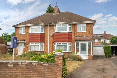 Wingfield Close, Bedford, Bedfordshire 3 bed semi
