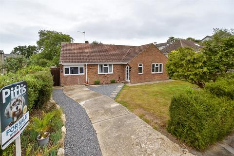 Ampthill Road, Ryde PO33 3 bed detached bungalow for sale