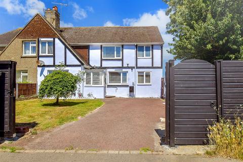Southfields Road, Littlehampton BN17 4 bed semi