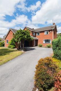 The Coppice, Northwich CW8 4 bed detached house for sale
