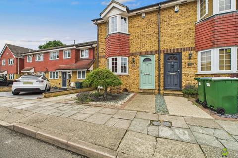 Sunland Avenue, Bexleyheath, Kent, DA6 2 bed semi