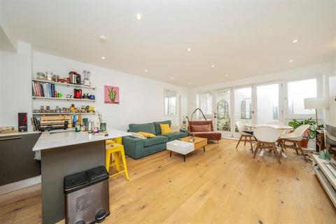 Murray Street, London NW1 2 bed flat for sale
