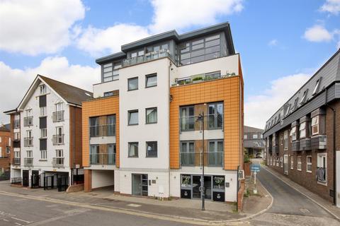 Lyons Crescent, Tonbridge 1 bed flat for sale