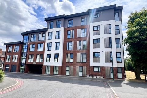 Richard Lewis Way, Shirley, Solihull 2 bed apartment for sale
