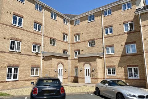 7 Greenfields Gardens, Shrewsbury... 2 bed apartment for sale