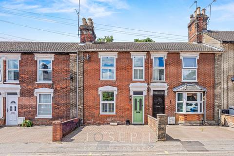 Warwick Road, Ipswich, IP4 3 bed terraced house for sale