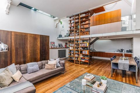 Bramshaw Road, Victoria Park, London, E9 1 bed flat for sale