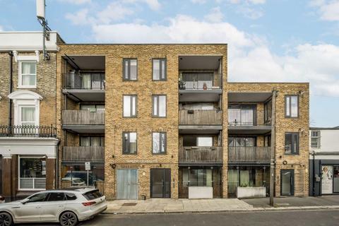 Honeywood Road, London NW10 2 bed flat for sale