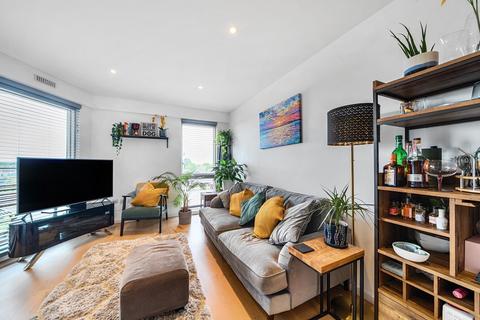 Balham Hill, Balham, London, SW12 1 bed flat for sale