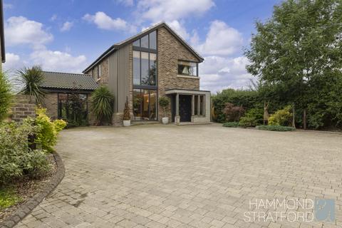 Main Road, Fleggburgh 3 bed detached house for sale