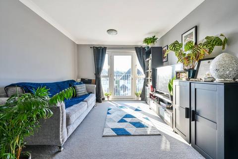 Woodbridge Hill, Guildford, GU2 2 bed flat for sale