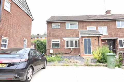 Eaton Valley Road, Luton LU2 6 bed semi