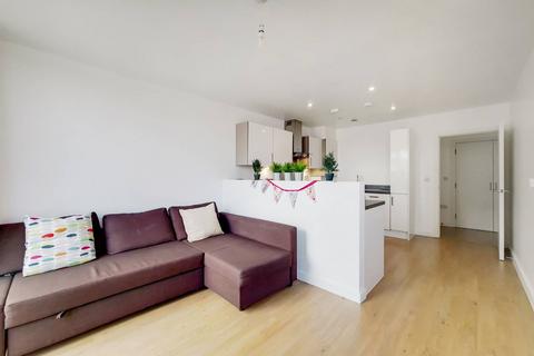 Canning Road, Wealdstone, Harrow, HA3 1 bed flat for sale