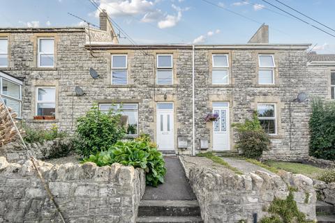 Bath Old Road, Somerset BA3 2 bed terraced house for sale