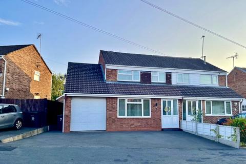 Chiltern Road, Swadlincote, DE11 3 bed semi