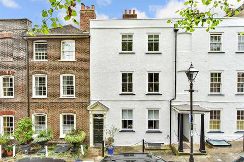 Prospect Row, Gillingham ME7 4 bed townhouse for sale