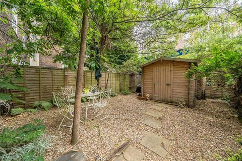 Tyers Street, London SE11 1 bed flat for sale