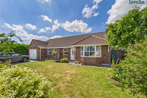Finch Way, Wragby, LN8 3 bed detached bungalow for sale