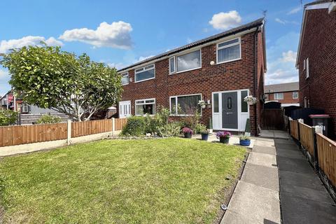 Liverpool Road, Eccles, M30 3 bed semi