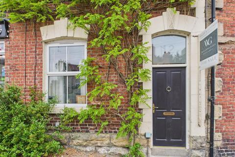 12 Potter Hill, Pickering, YO18 8AA 3 bed house for sale